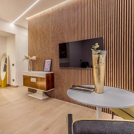 Apartment Borghese - Futuristic Rom